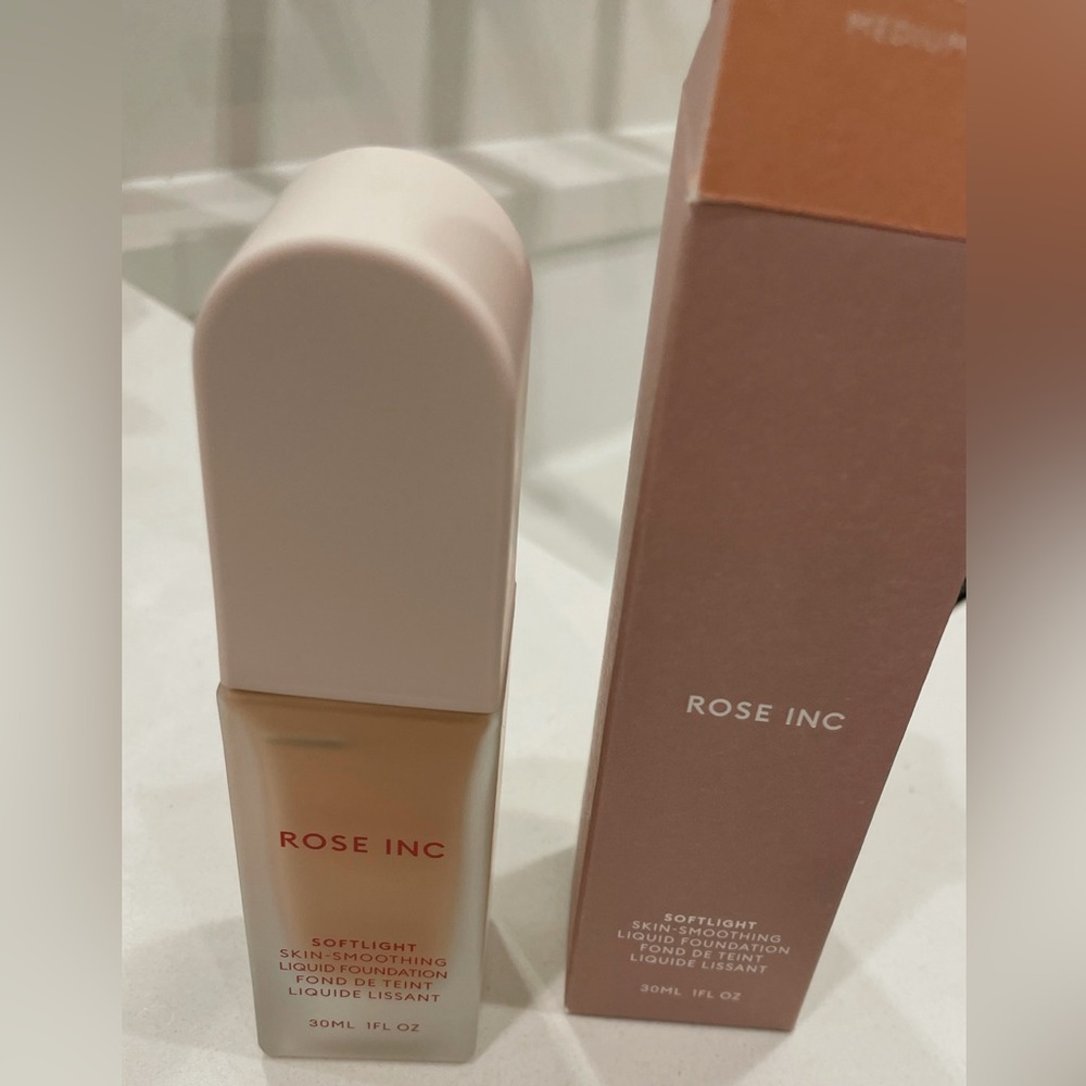 Rose Inc Softlight Skin Smoothing Hydrating Non-Comedogenic Foundation - 11W